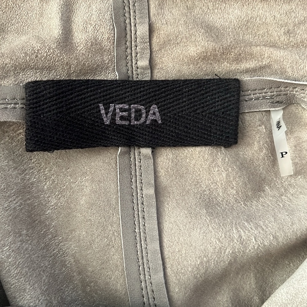 VEDA Leather Moto Biker Jacket - Picture 3 of 15